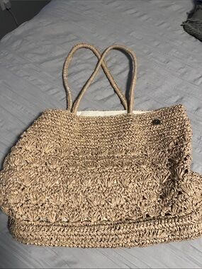 House of Harlow 1960 Natural Straw Tote